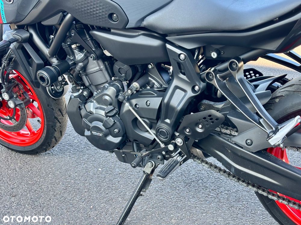 Yamaha MT - 16