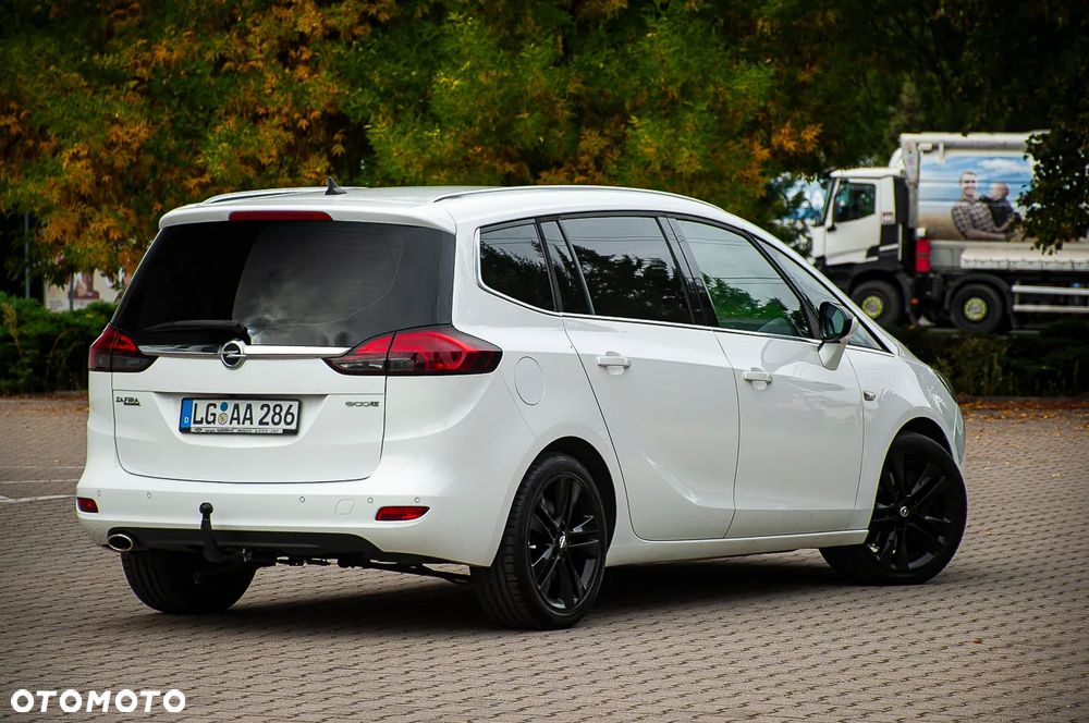 Opel Zafira 2015 photo 3