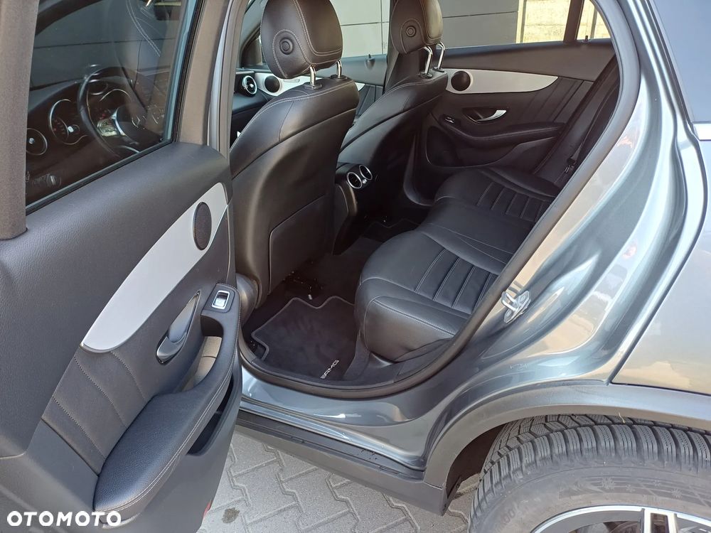 Mercedes-Benz GLC - 36