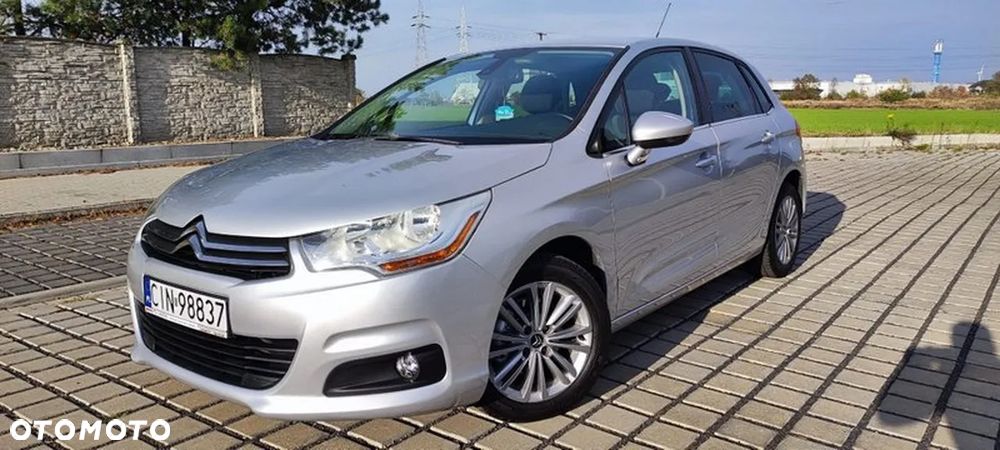 Citroën C4 1.6 HDi Equilibre Pack Navi - 1