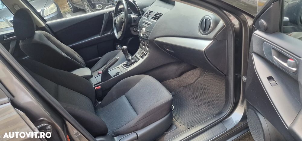 Mazda 3 - 11