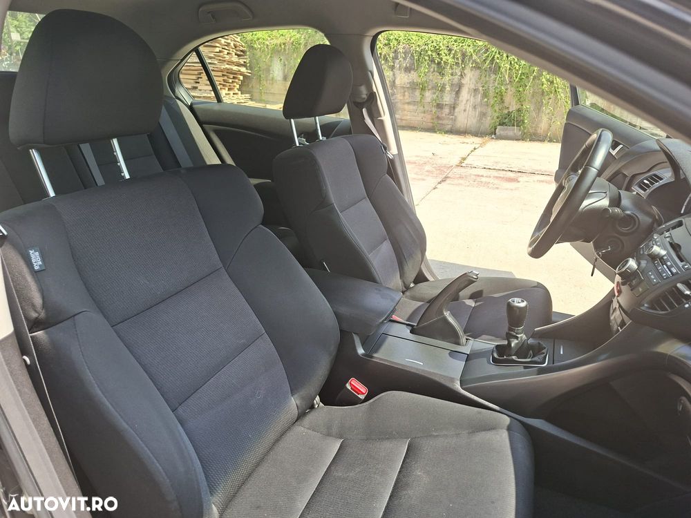 Honda Accord 2.0i Comfort - 13