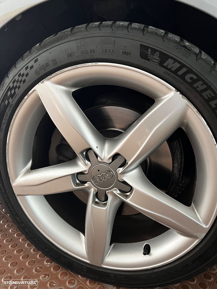 Audi A4 2.0 TDI S Edition - 15