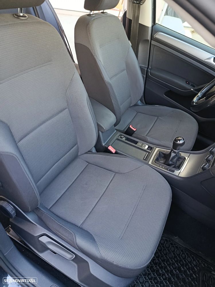 VW Golf Variant 1.6 TDi Highline - 9