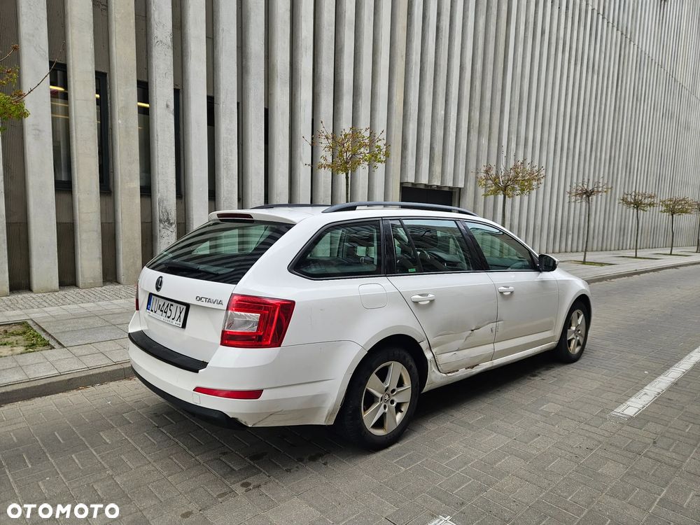 Skoda Octavia 1.6 TDI Edition DSG - 4