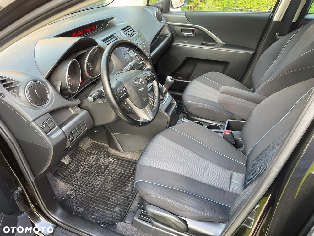 Mazda 5 - 4