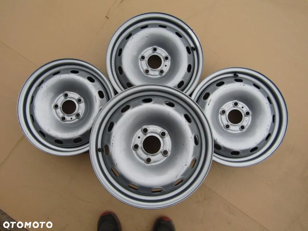 4x Felgi 16 Renault Trafic III Opel Vivaro II 6j 5x114,3 ET50 - 12