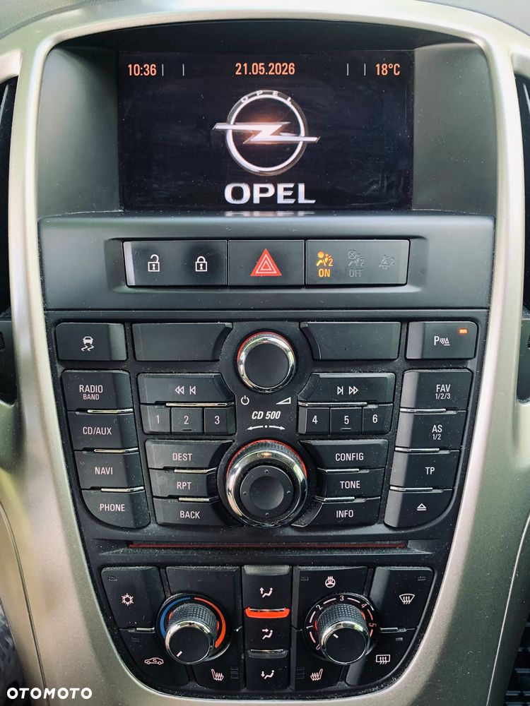 Opel Astra 1.4 Turbo - 8