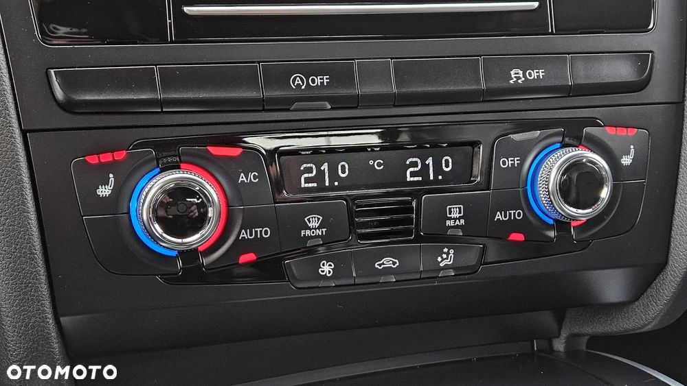 Audi A4 Avant 2.0 TDI DPF clean diesel S line Sportpaket - 30