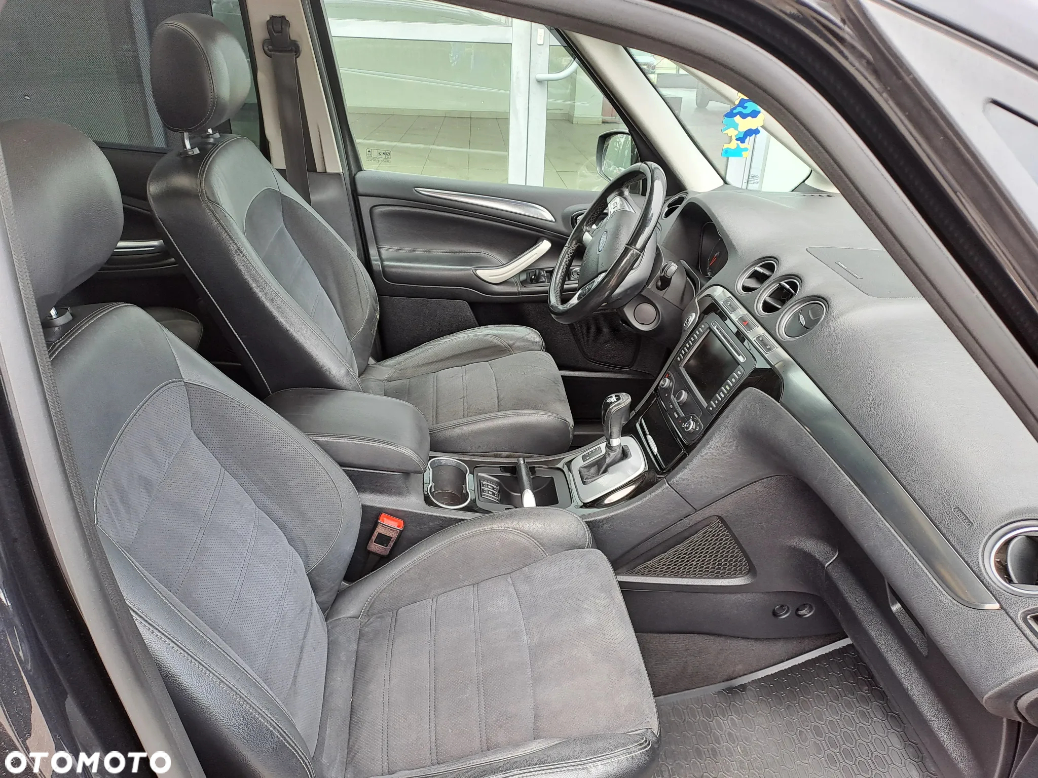 Ford Galaxy 2.0 TDCi DPF Titanium - 16