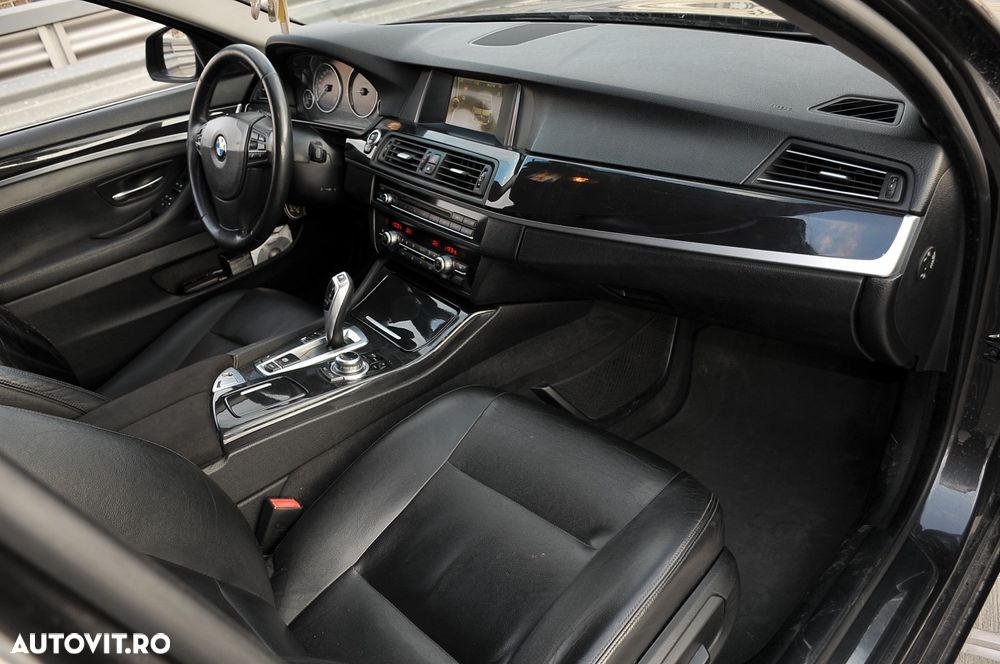BMW Seria 5 520d - 15