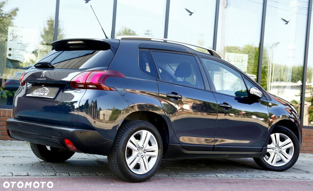 Peugeot 2008 1.2 Pure Tech Style S&S - 8