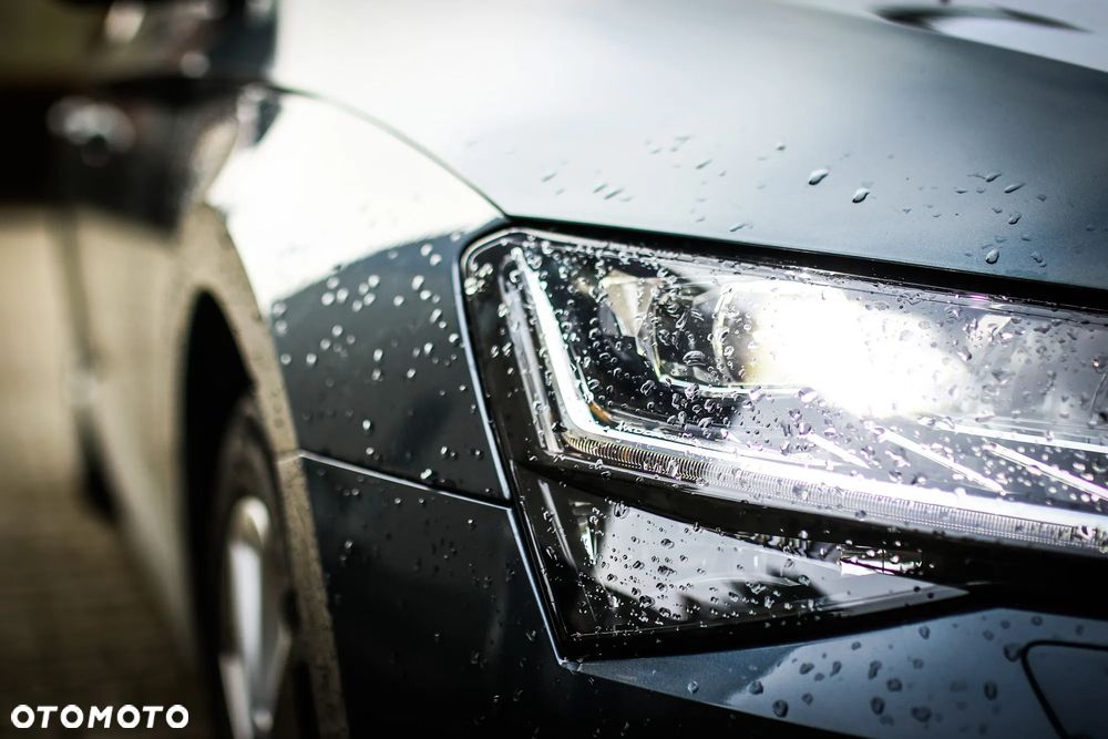 Skoda Superb 2.0 TSI Ambition DSG - 13