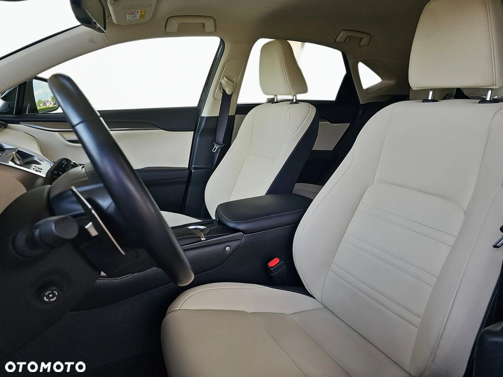 Lexus NX 300h F Impression AWD - 13