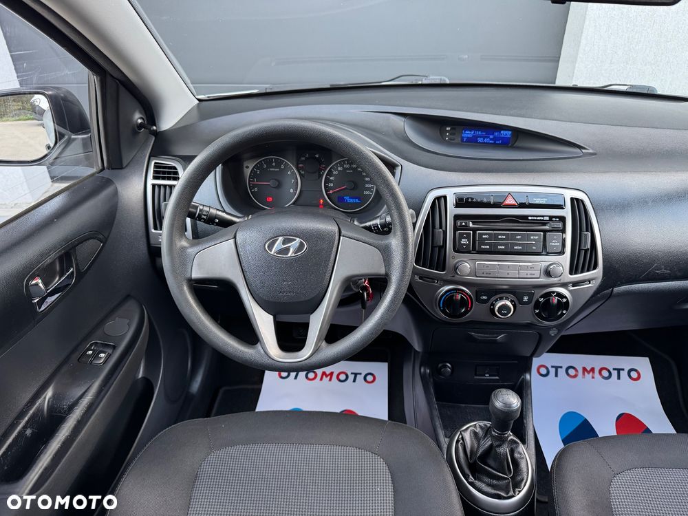 Hyundai i20 1.25 Comfort - 20