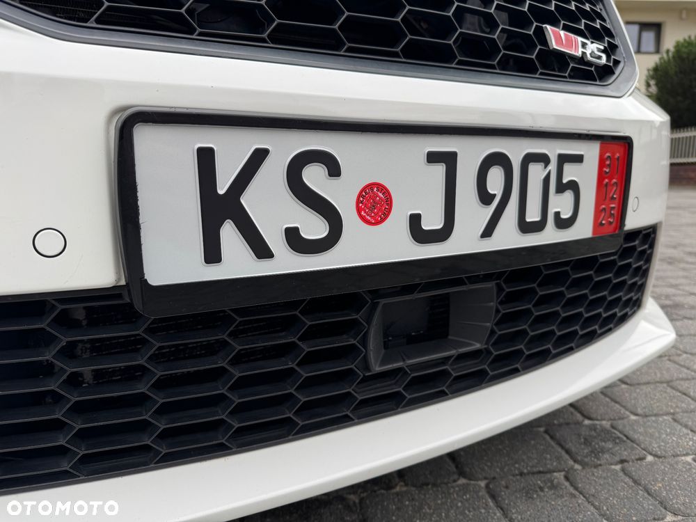 Skoda Octavia Combi 2.0 TDI DSG RS First Edition - 6