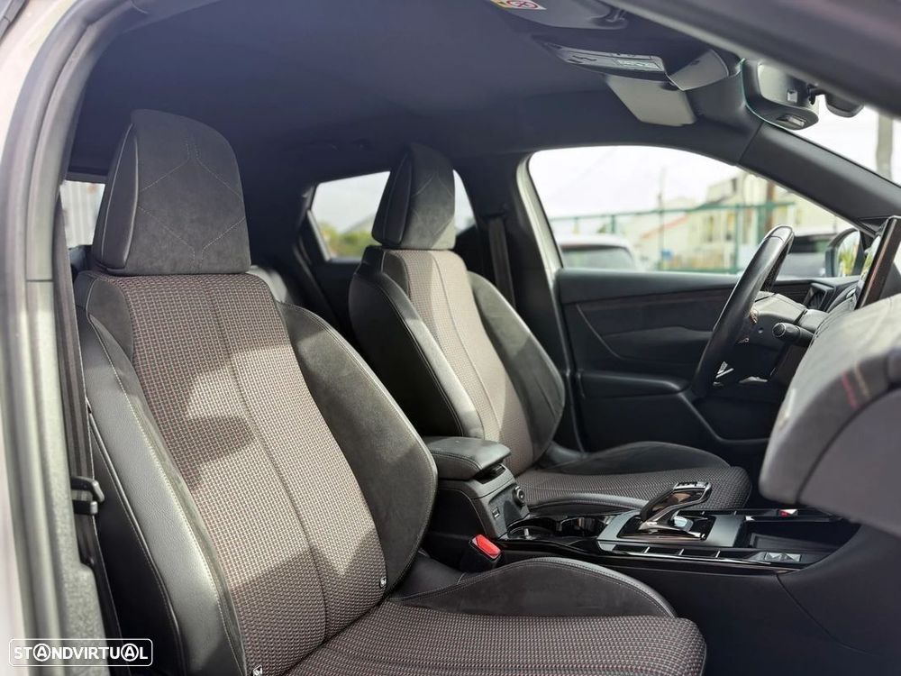 DS DS3 Crossback - 19