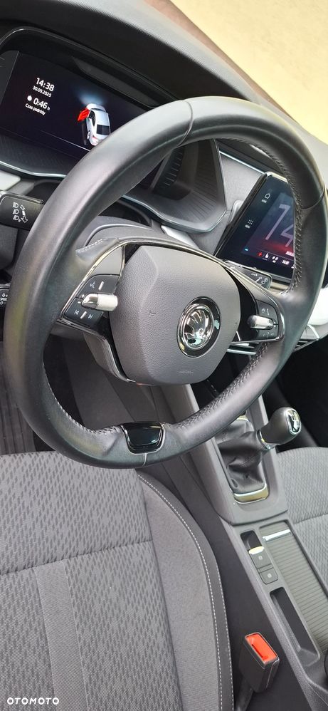 Skoda Octavia 1.5 TSI ACT Style - 3