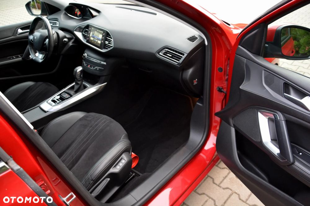 Peugeot 308 BlueHDi 150 EAT6 Stop & Start Allure - 28
