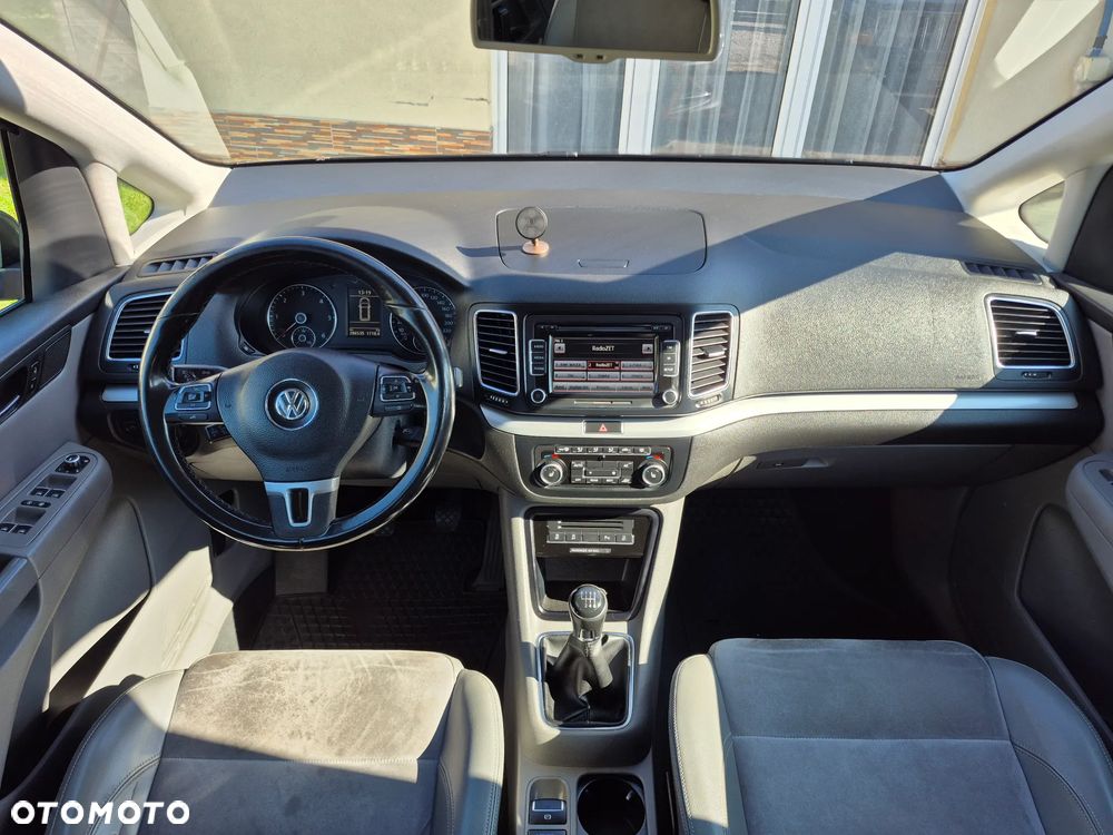 Volkswagen Sharan - 10