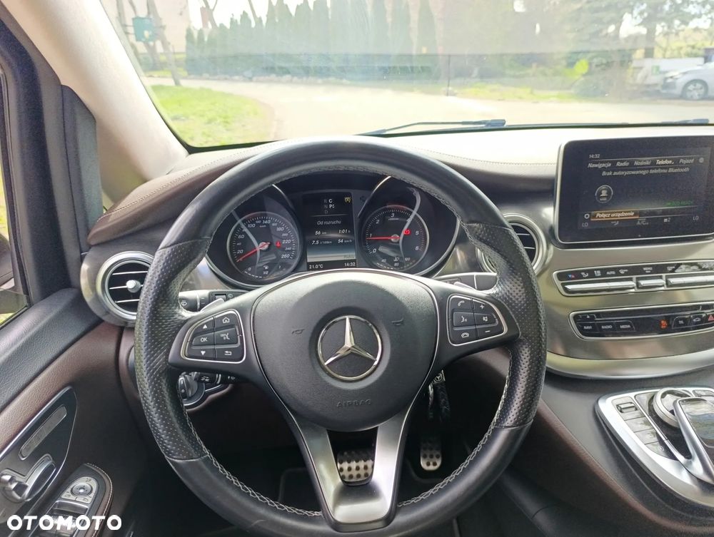 Mercedes-Benz Klasa V 250 d 4-Matic Exclusive 7G-Tronic - 11