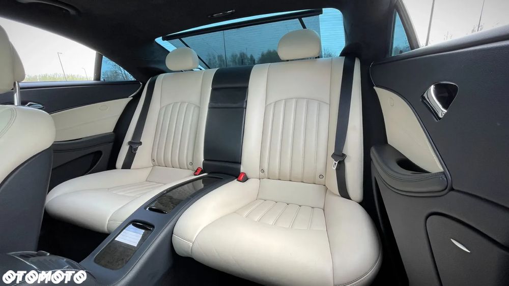Mercedes-Benz CLS 350 - 15