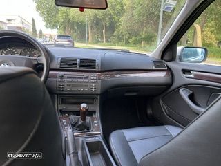 BMW 320 d Sport - 23