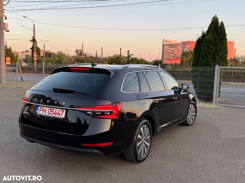 Skoda Superb 2.0 TDI DSG Style - 17
