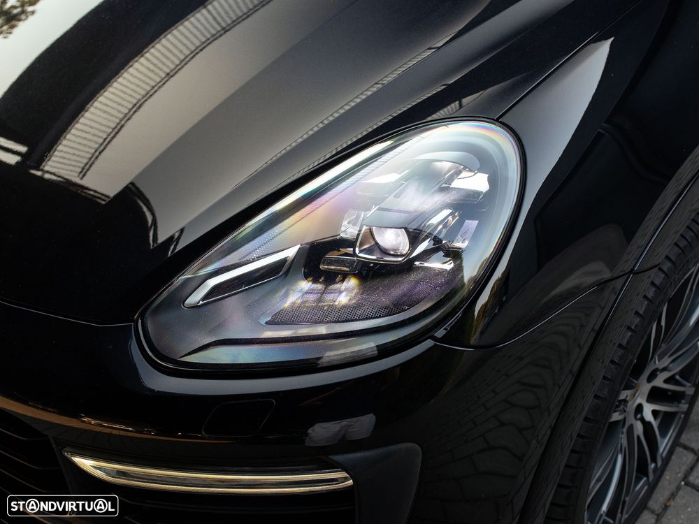 Porsche Cayenne Turbo Tiptronic S - 9