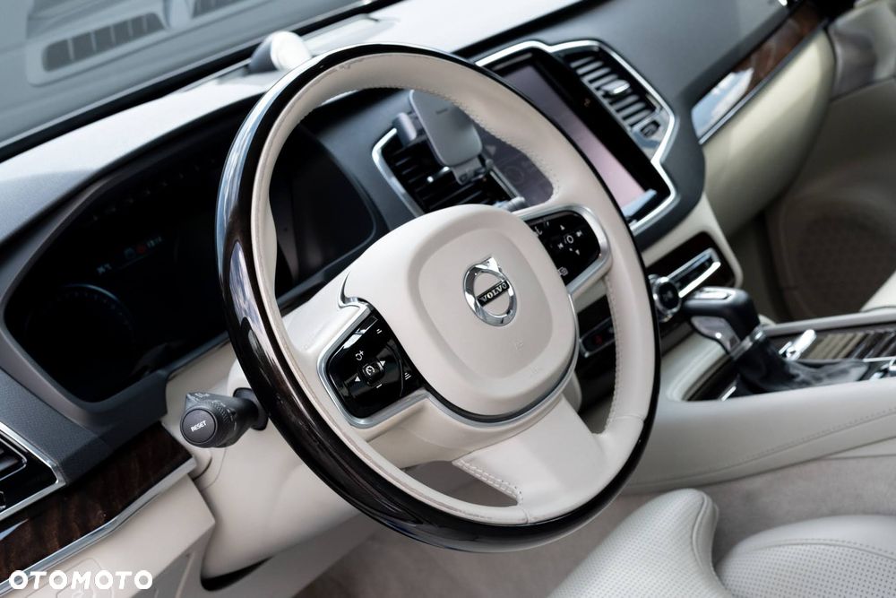 Volvo XC 90 D5 AWD Inscription 7os - 12