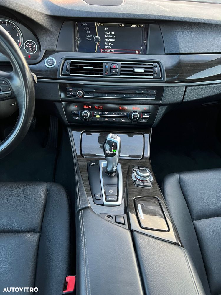 BMW Seria 5 523i Aut. - 14