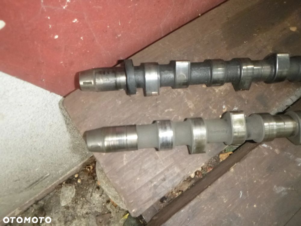 WAŁEK ROZRZĄDU VW LT 2,4 D TD ORYGINALNY HYDRAULICZNY - 2