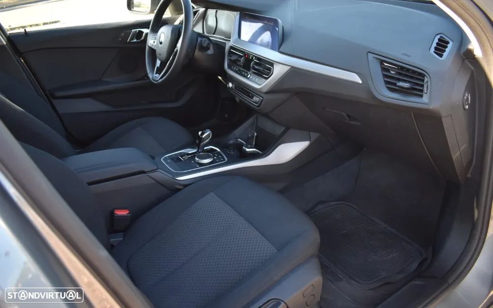 BMW 116 d Corporate Edition Auto - 11