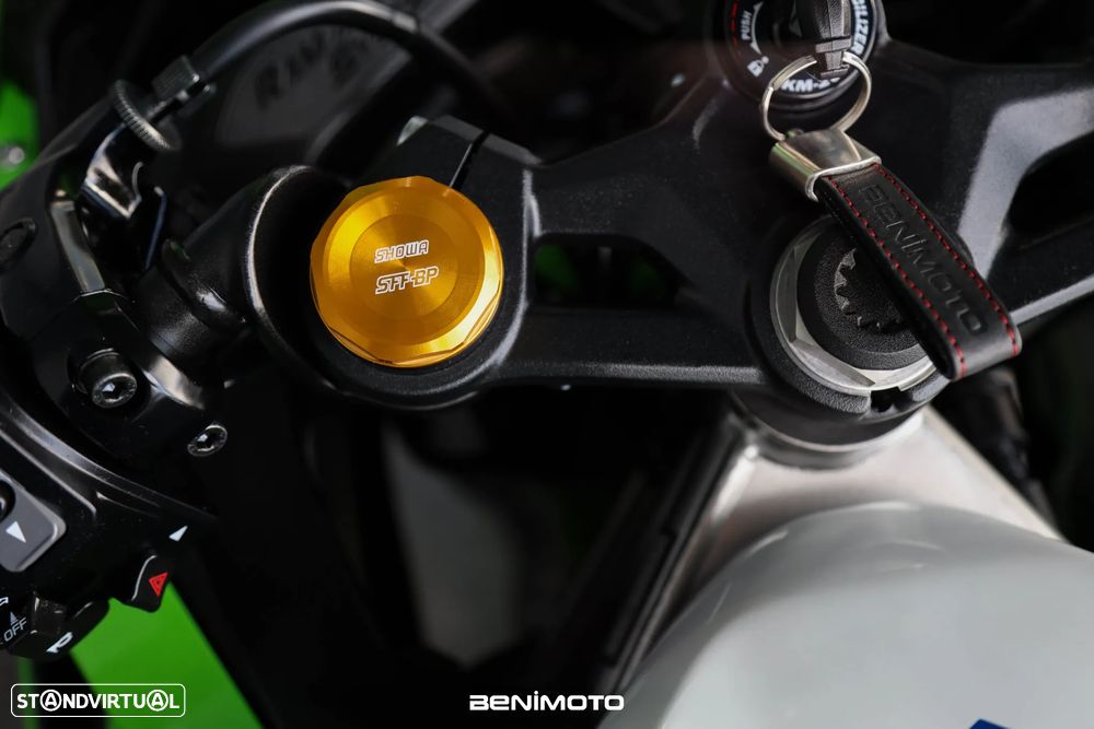 Kawasaki ZX 4RR 40th Anniversary - 13