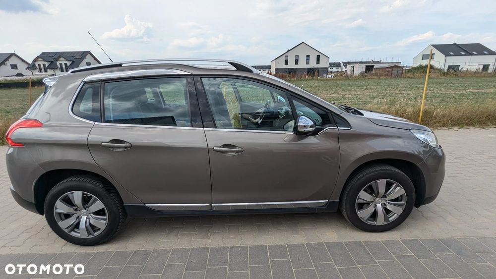 Peugeot 2008 1.6 VTi Allure - 7