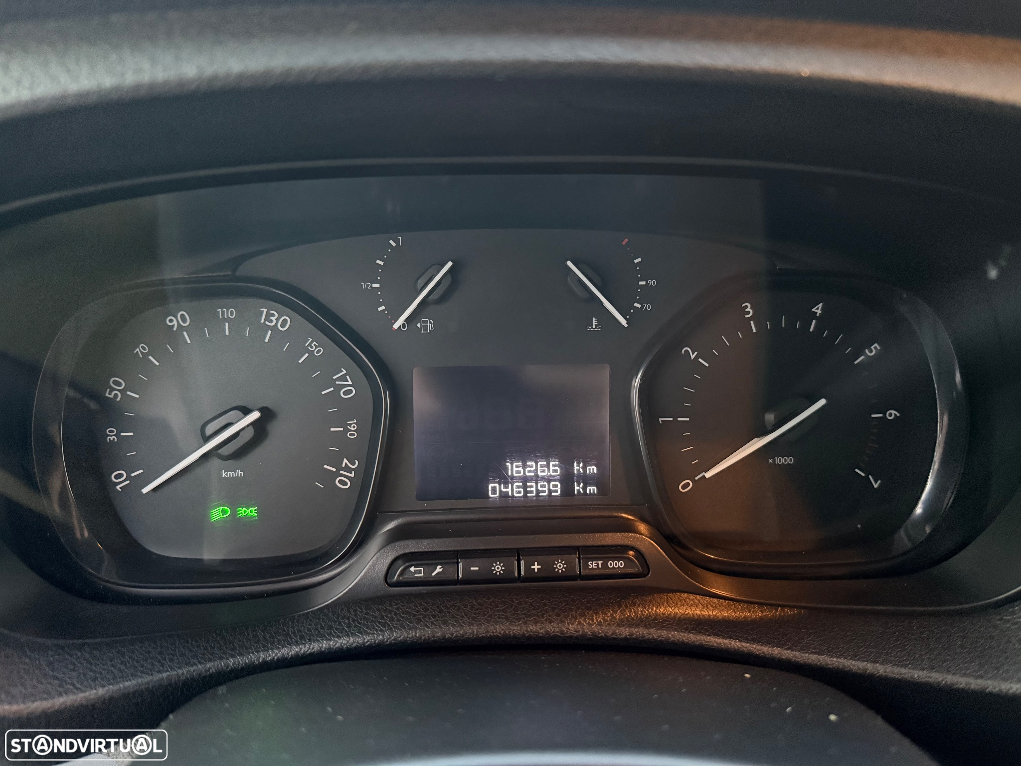 Opel Vivaro 1.5 CDTi L1H1 Essentia - 8