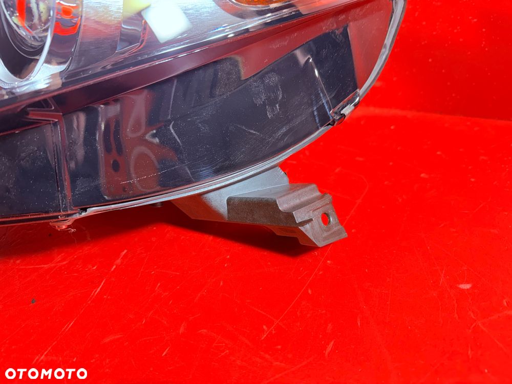 LAMPA LEWA ALFA ROMEO GIULIA LED BI XENON SKRĘTNA 35W USA - 7