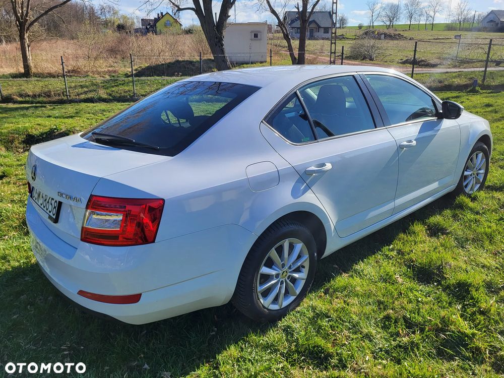 Skoda Octavia 1.4 TSI Ambition - 4
