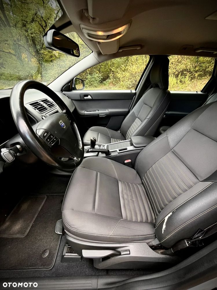Volvo V50 - 20