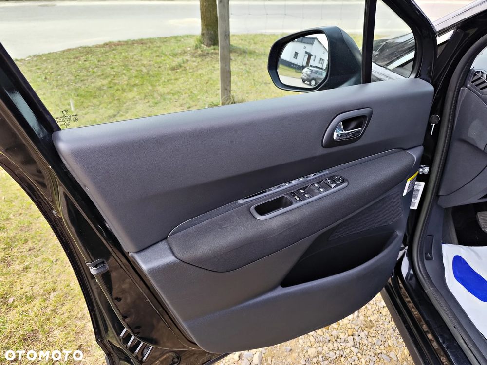 Peugeot 3008 120 VTi Active - 25