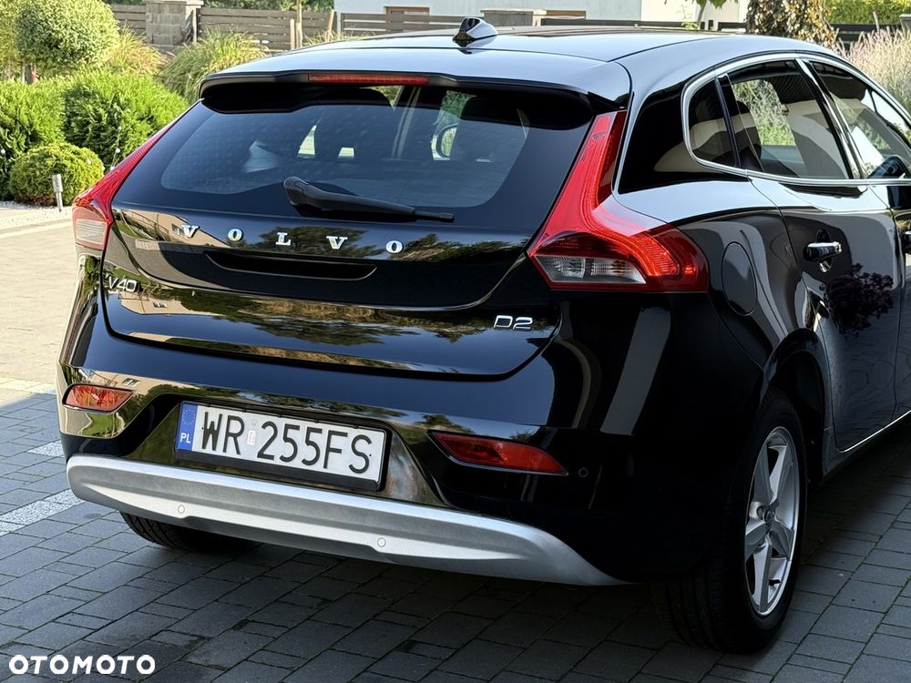 Volvo V40 D2 Momentum - 27