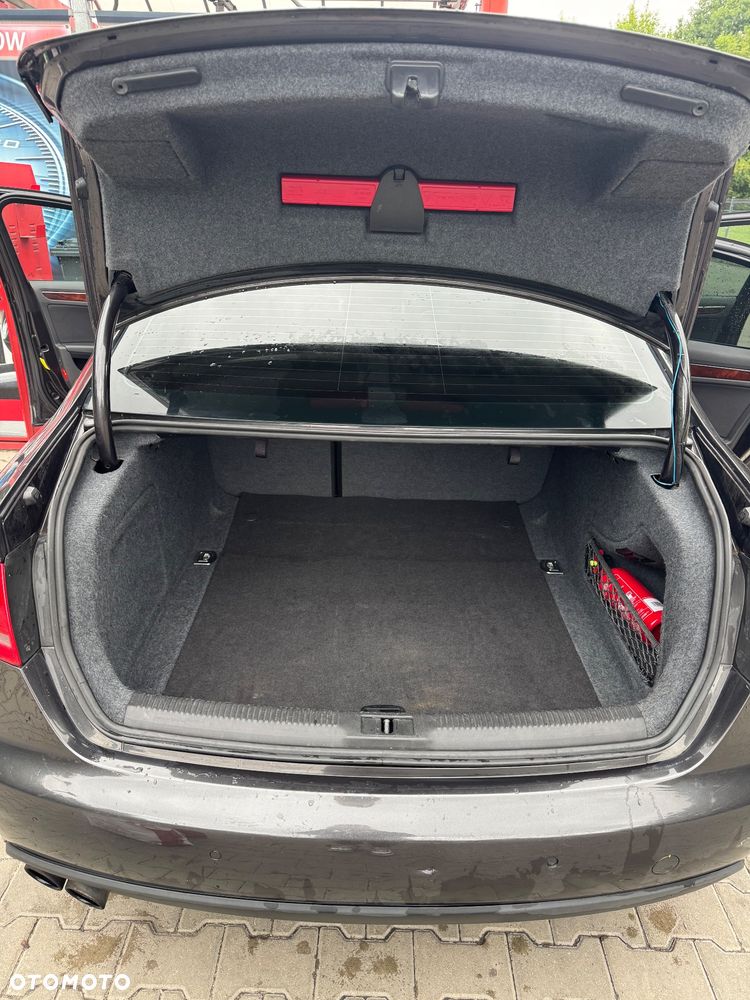 Audi A4 Limousine 2.0 TDI - 9