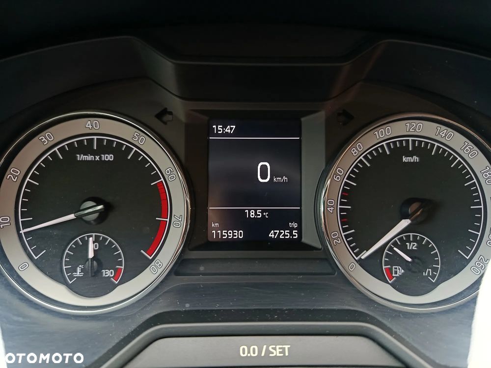 Skoda Octavia 1.5 TSI ACT Style - 5