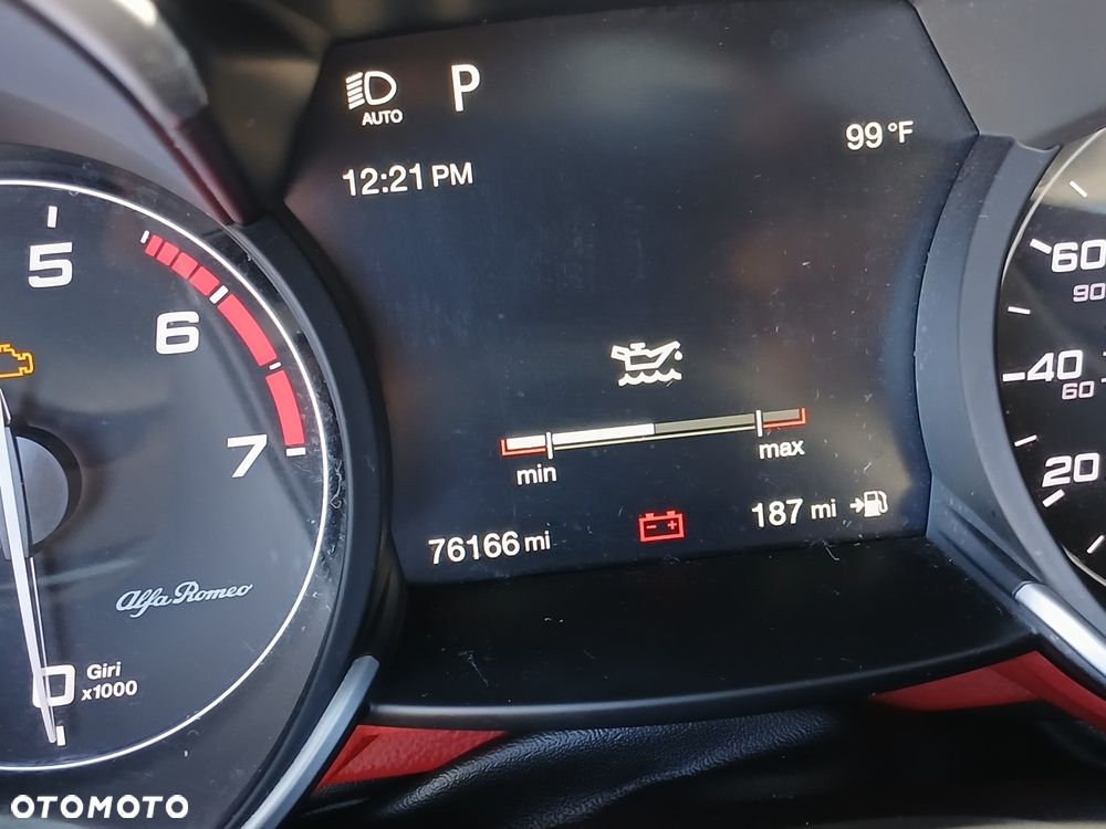 Alfa Romeo Giulia 2.0 Turbo 16V AT8 Veloce - 20