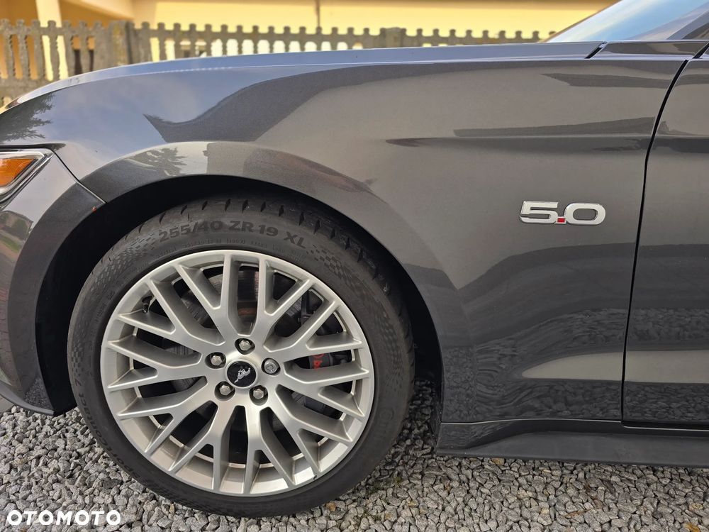 Ford Mustang 5.0 V8 GT - 8