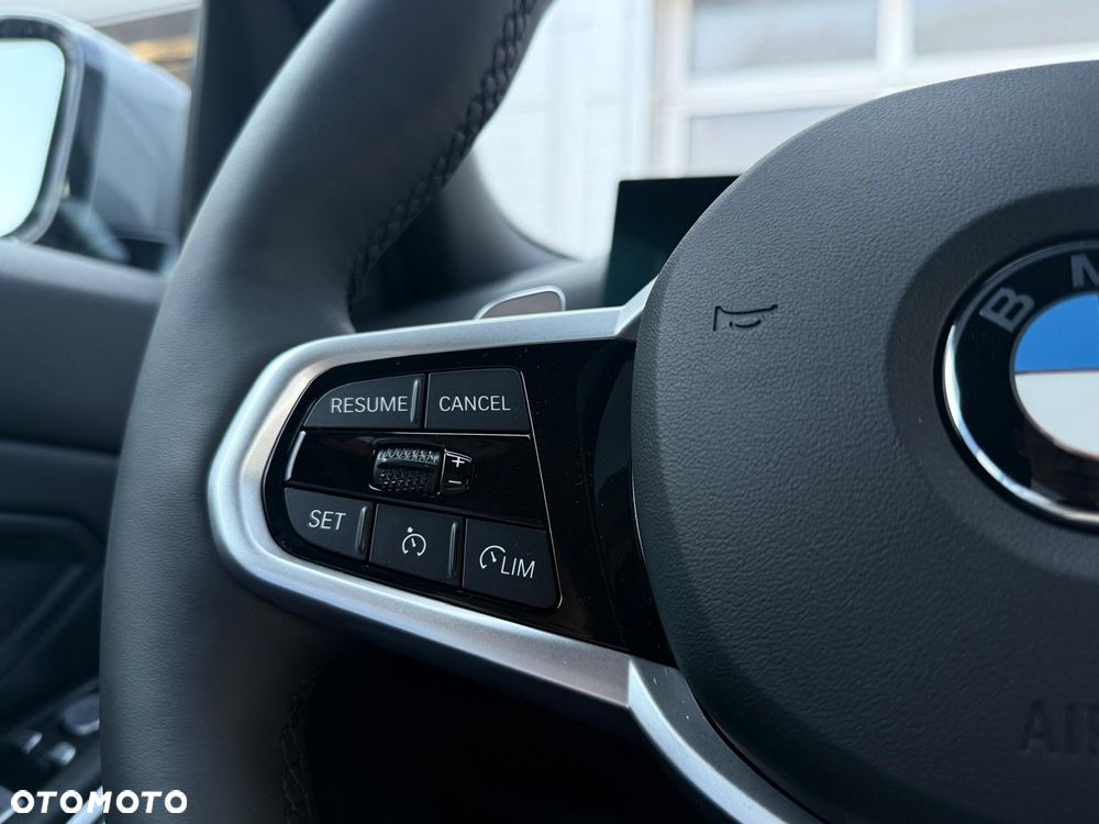 BMW Seria 3 320i M Sport - 18