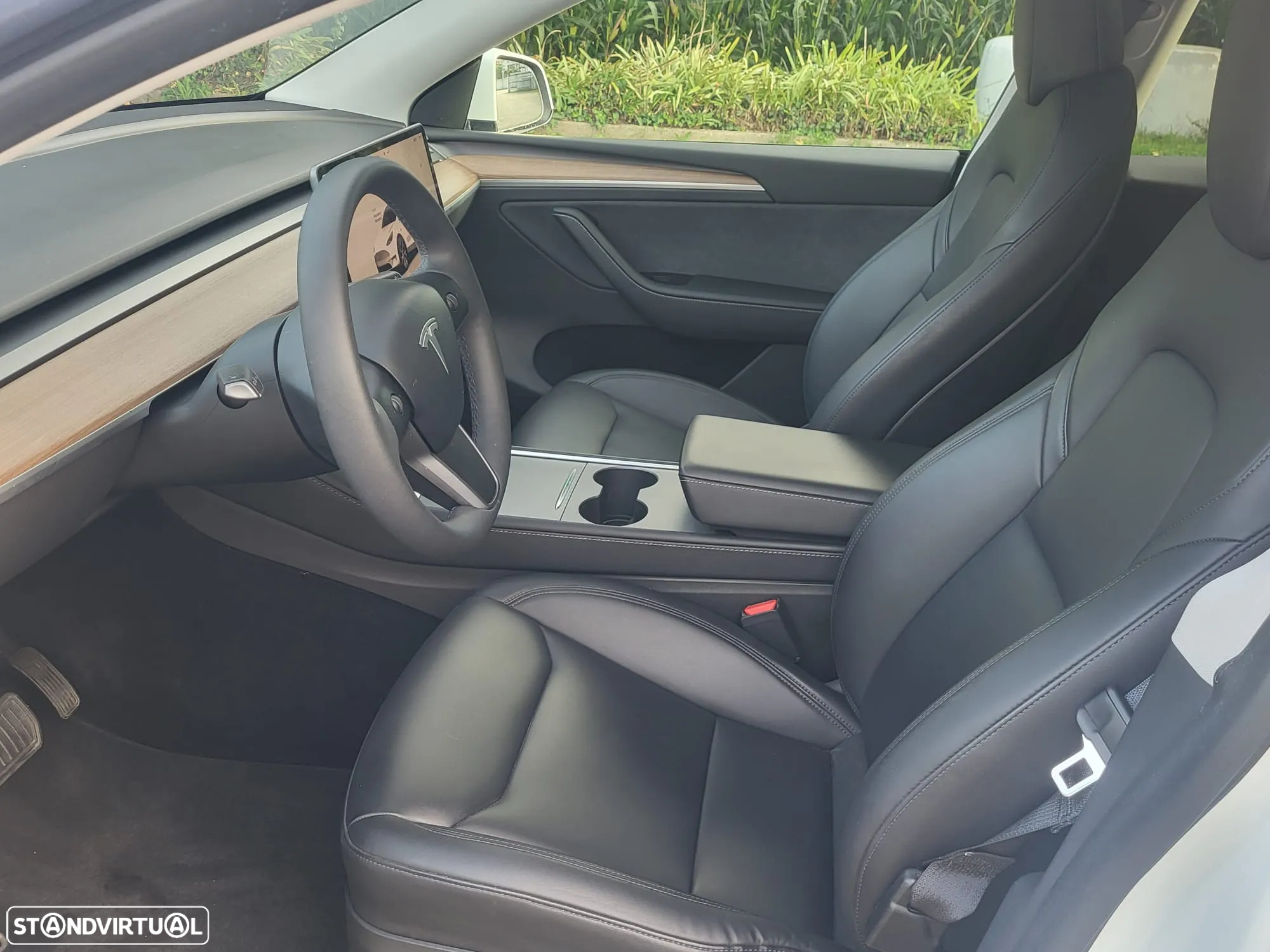 Tesla Model Y RWD - 8