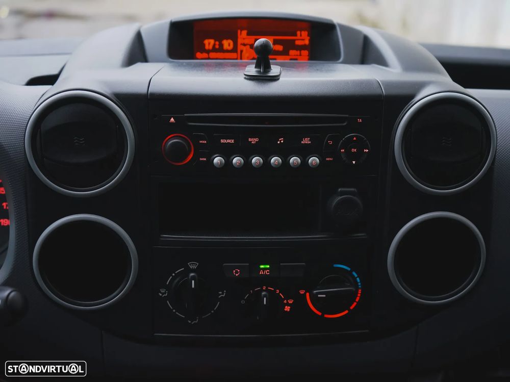 Peugeot PARTNER  1.6 BLUEHDI 100 - 19