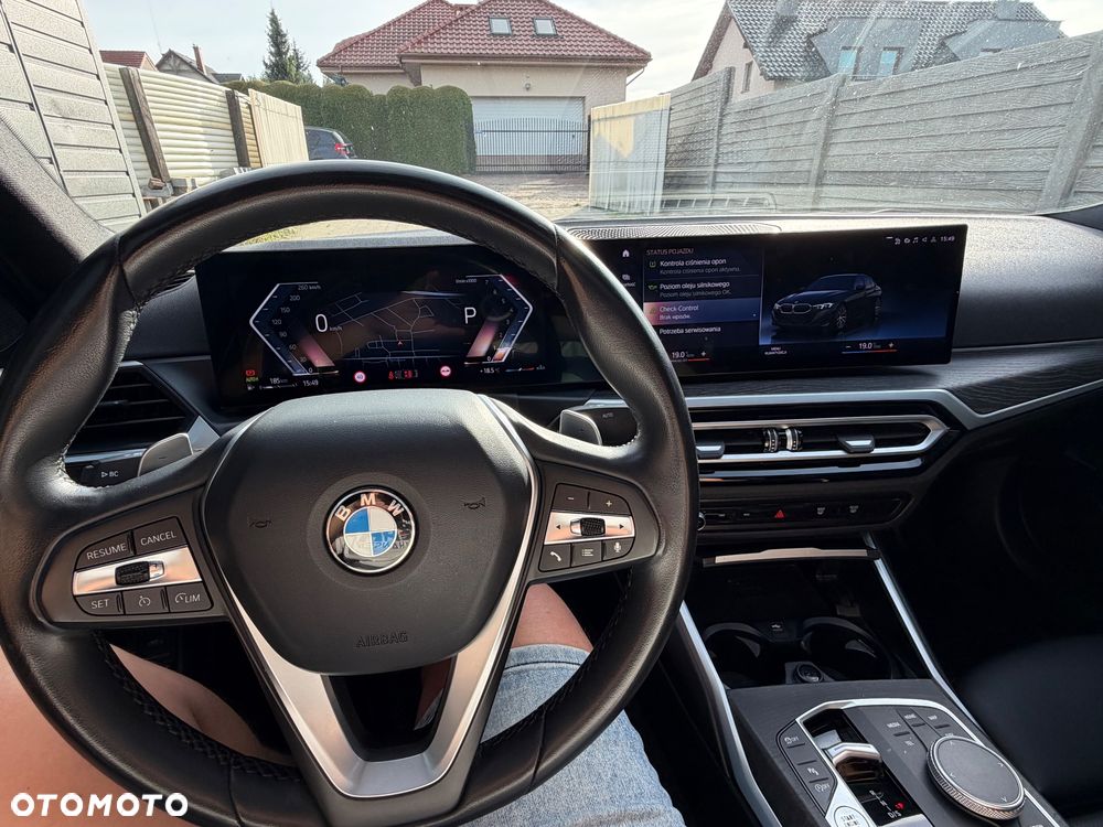 BMW Seria 3 330i Sport Line - 9
