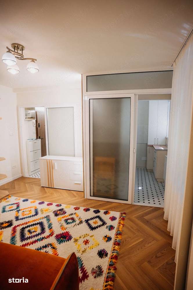 Garsoniera zona CENTRALA,Str Avram Iancu,bloc de apartamente — fotografia 3